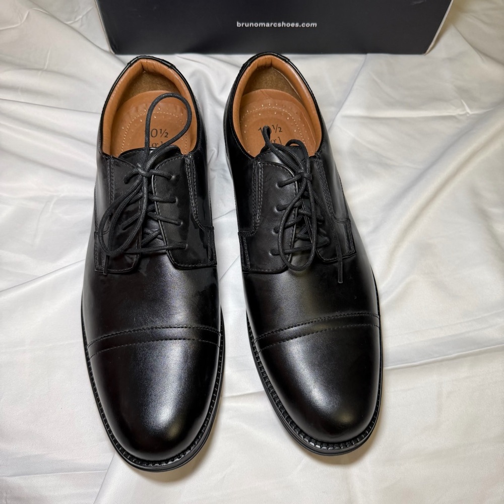 NWOT Men's Black Oxford Shoes Faux Leather